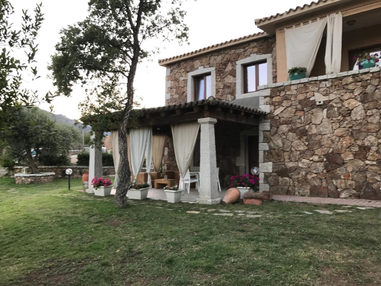 Il Giardino Di Daniela Apartments San Teodoro  Extérieur photo